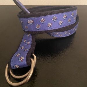 Vineyard Vines Blue Pirate Print D Ring Belt